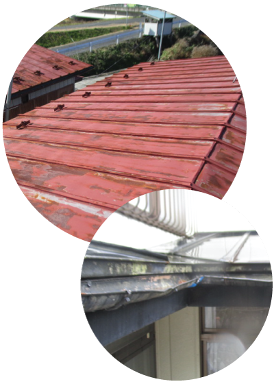 修理が必要な屋根雨戸の画像